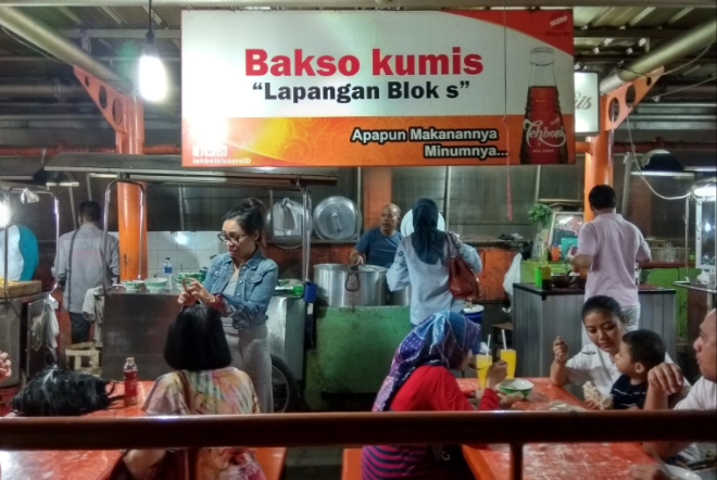 Bakso Kumis Lapangan Blok S