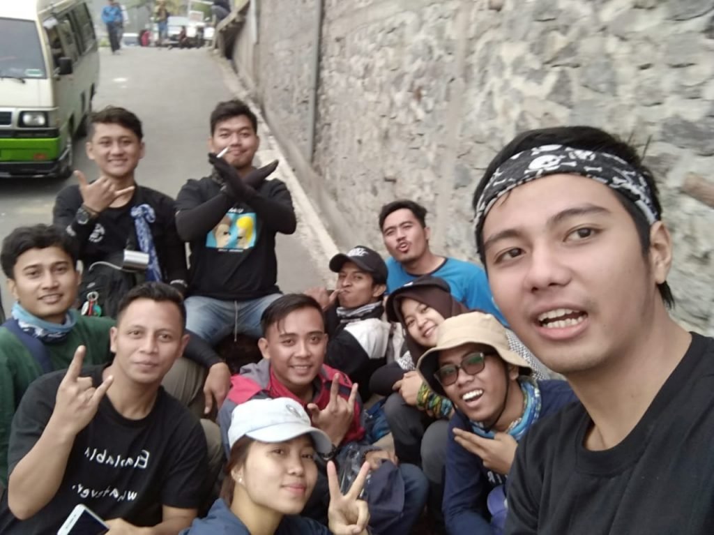 Pulang dari pendakian merbabu