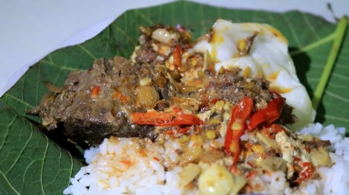 sego jangkrik, khas kudus, makanan kudus, makanan khas kota kudus