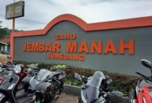 Depan Tahu Jembar Manah Samoja