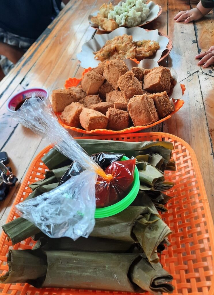 Menu Pesanan Tahu Sumedang Jembar Manah